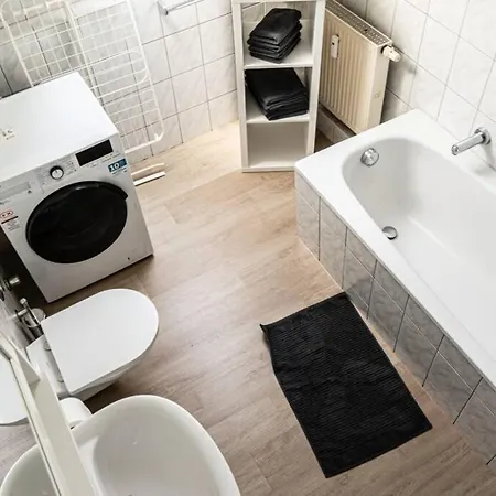 Gemuetliche Ferienwohnung Im Zentrum Von Plauen Exterior photo